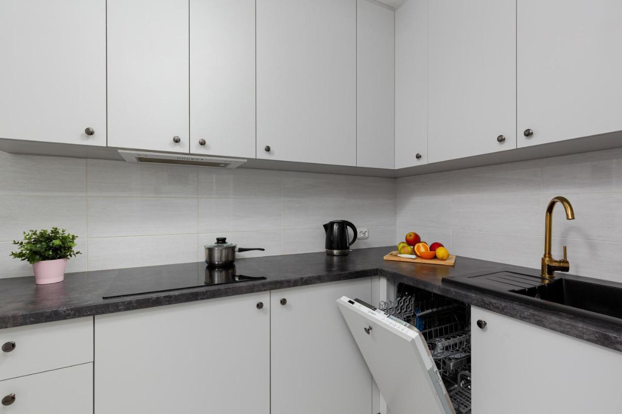 Apartaments Solec 79 By Noclegi Renters Varsovia Exterior foto