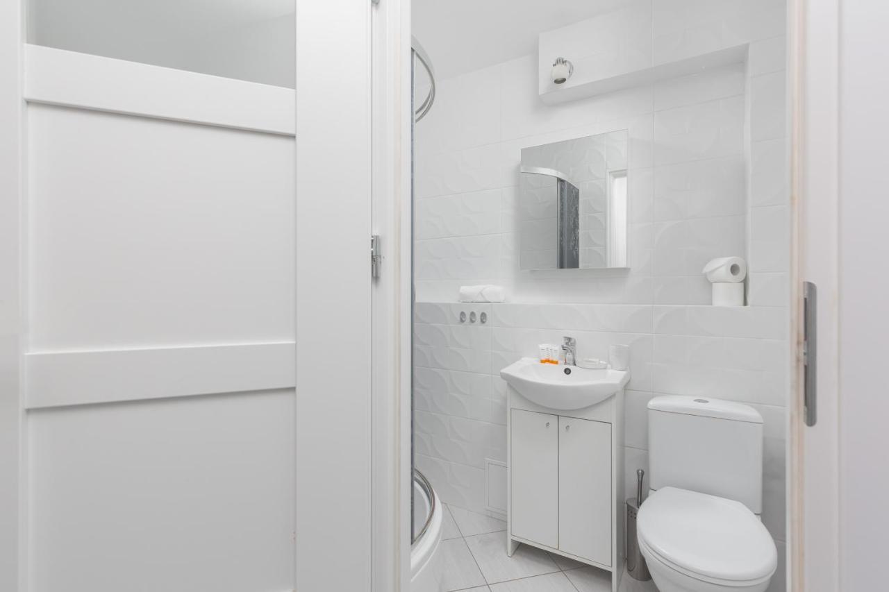 Apartaments Solec 79 By Noclegi Renters Varsovia Exterior foto