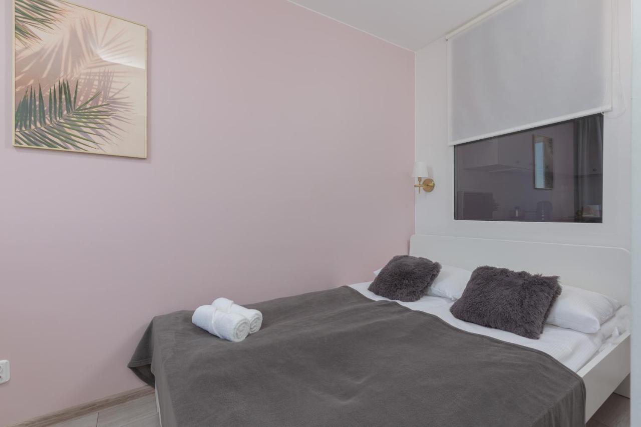Apartaments Solec 79 By Noclegi Renters Varsovia Exterior foto